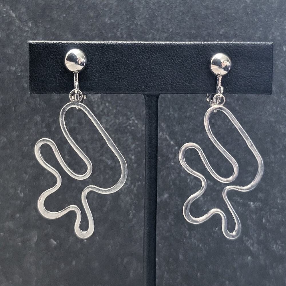 Vintage Clip On Earrings Silver Tone Splat Like Dangle Drop Earrings